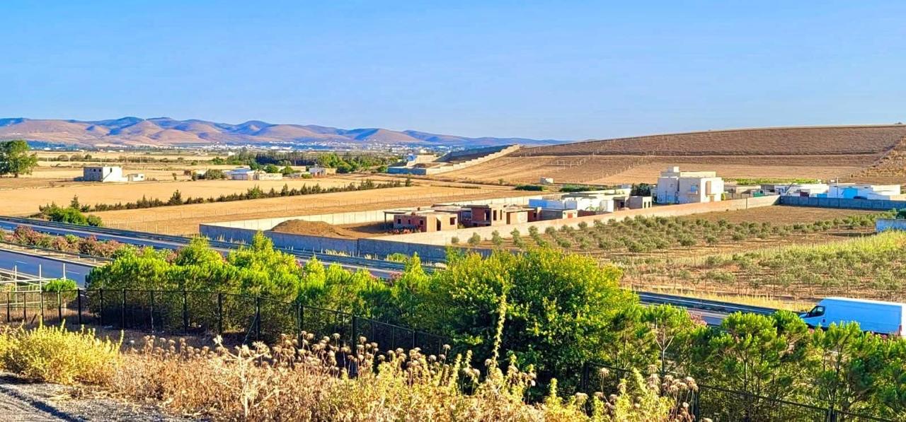 Sidi Thabet&nbsp;Sidi Thabet&nbsp;Vente&nbsp;Surfaces&nbsp;Opportunit� fonci�re terrain � b�tir � sidi thabet