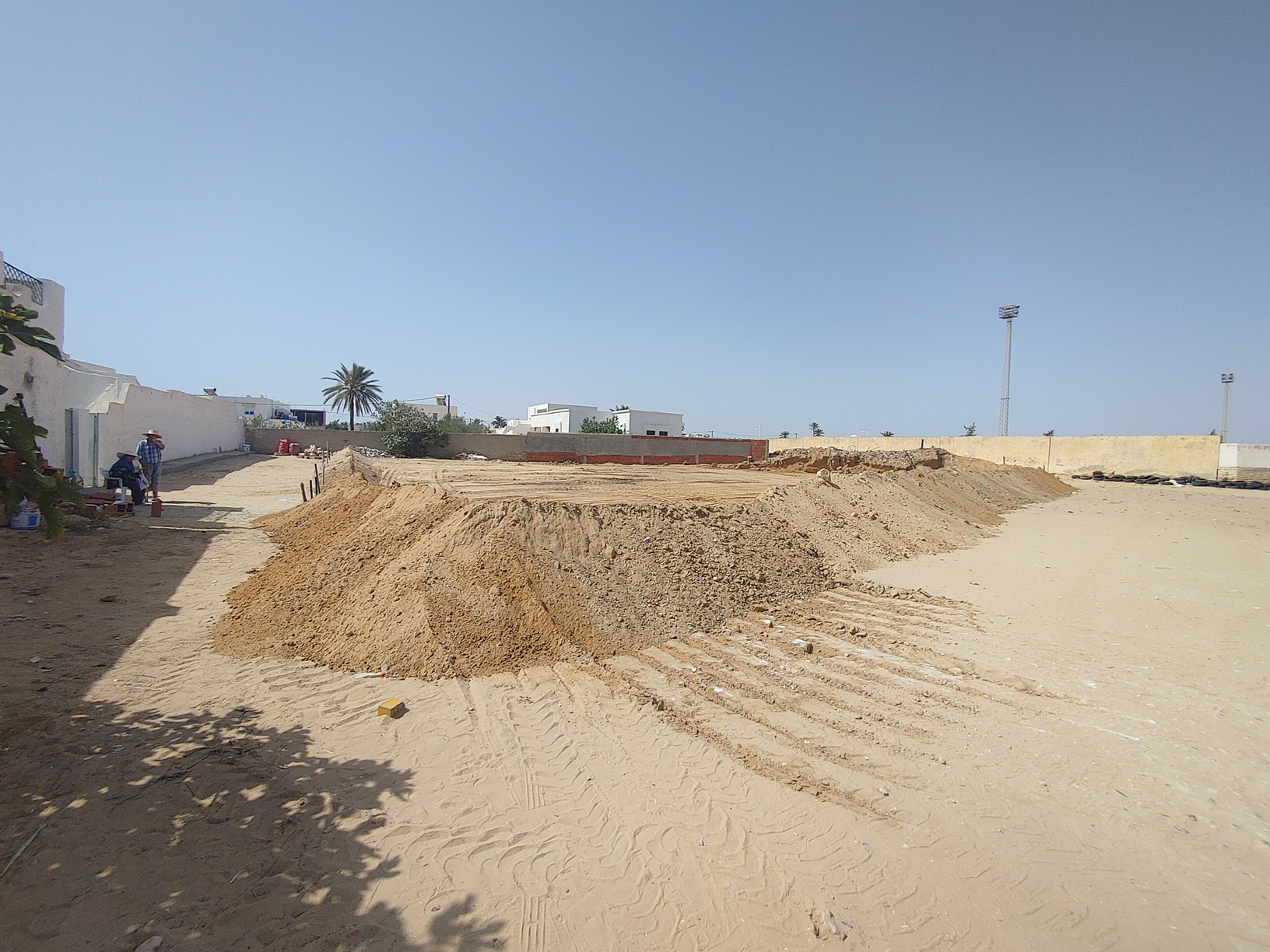 Djerba - Midoun&nbsp;Midoun&nbsp;Terrain&nbsp;Terrain nu&nbsp;Terrain strat�gique midoun centre r2 titre indivi