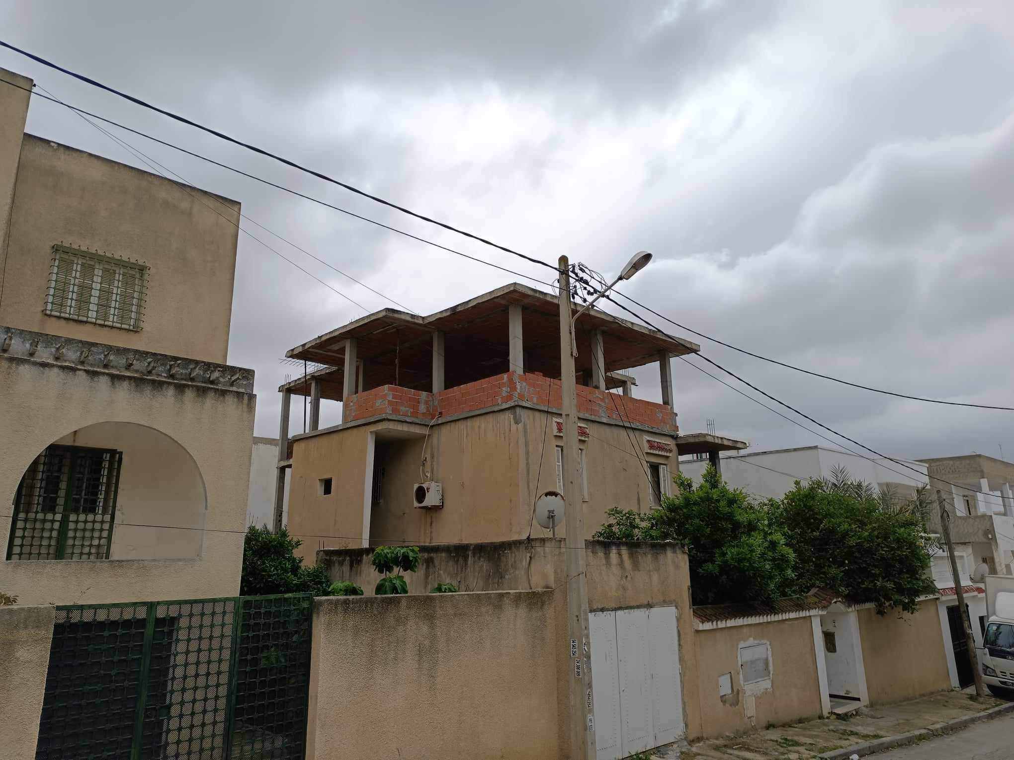 El Mourouj&nbsp;El Mourouj&nbsp;Vente&nbsp;Maisons&nbsp;Etage en cours de construction
