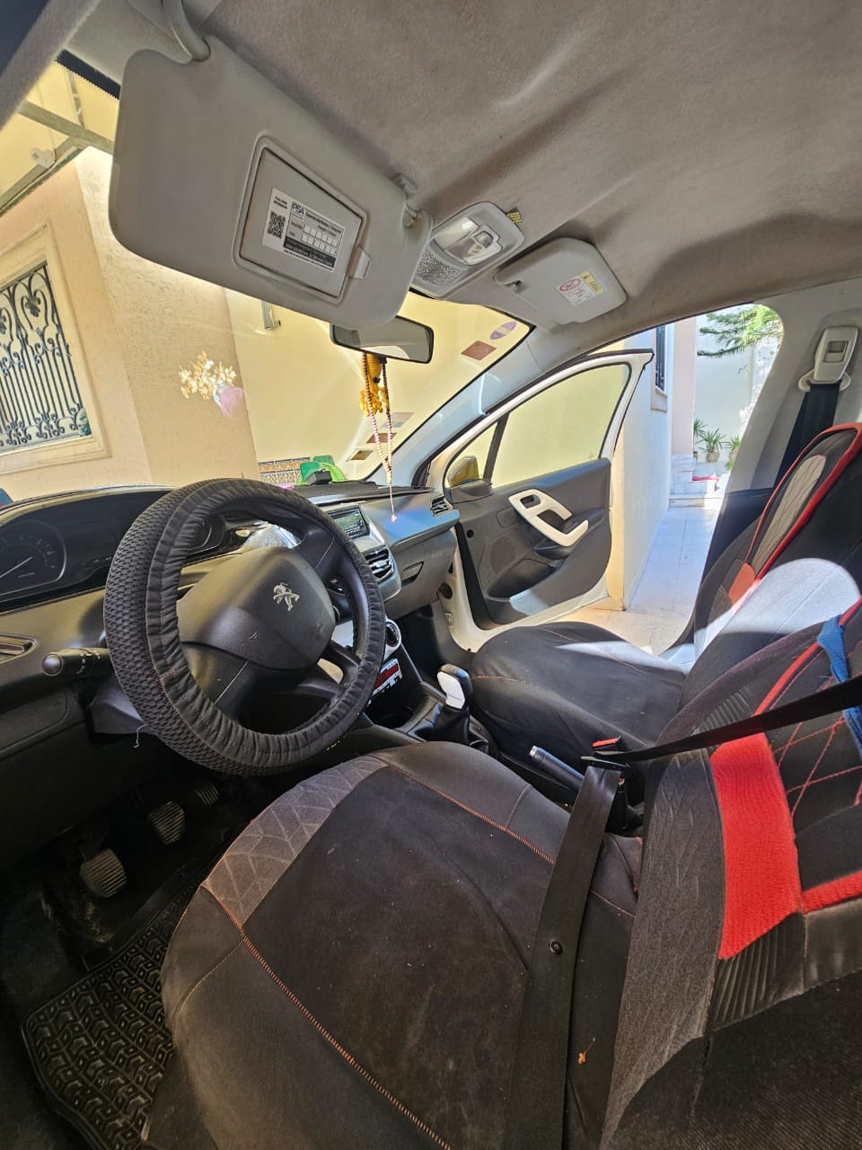 Hammam Chatt&nbsp;Borj Cedria&nbsp;Peugeot&nbsp;208&nbsp;208 peugeot essence tres bon �tat