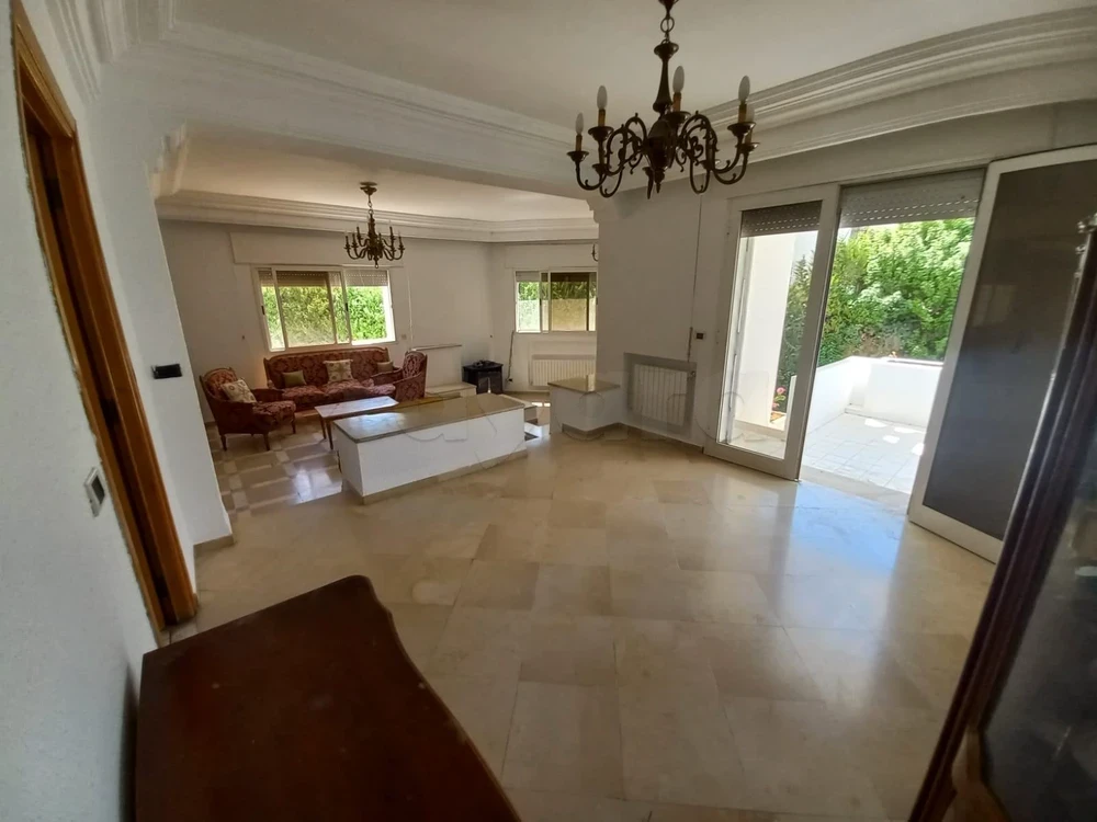 El Menzah&nbsp;El Menzah 9&nbsp;Location&nbsp;Maisons&nbsp;Villa s8 avec un grand jardin � menzah 9a