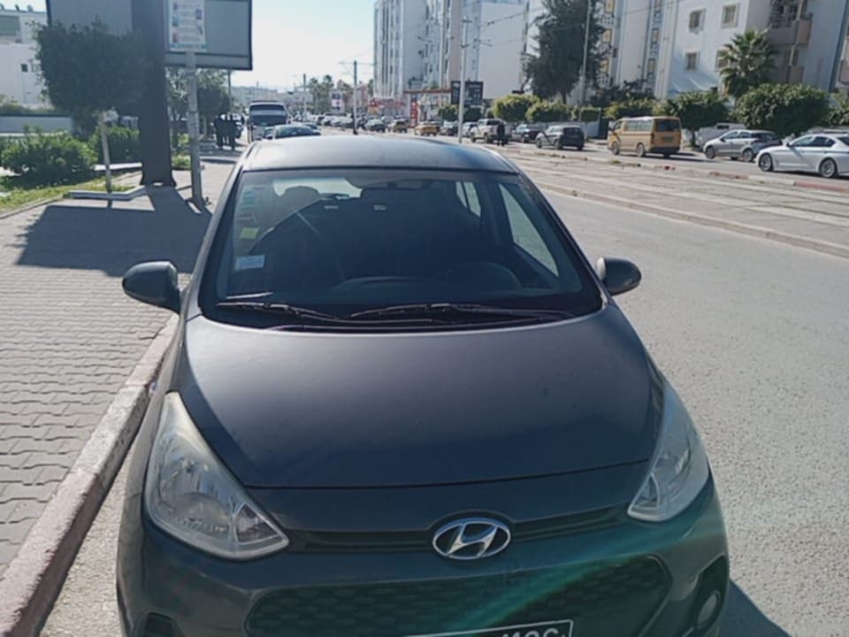Nouvelle Medina&nbsp;Nouvelle Medina&nbsp;Hyundai&nbsp;Autre Mod�le&nbsp;Une belle grand i10