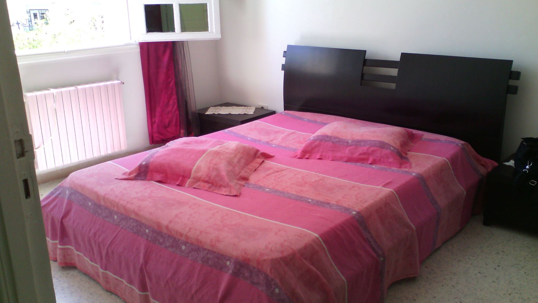 Ariana Ville&nbsp;Cite Ennasr 2&nbsp;Location&nbsp;Appart. 2 pi�ces&nbsp;Un coquet s plus 1 derri�re kiosque total ennasr