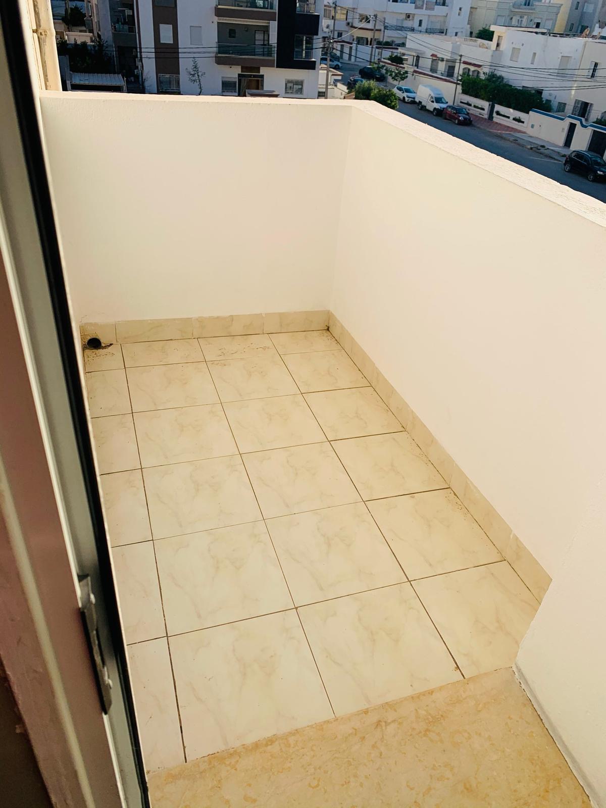 Sousse Jaouhara&nbsp;Sousse Khezama&nbsp;Location&nbsp;Appart. 4 pi�ces&nbsp;Tres bel appartment s plus 3  a khezama est