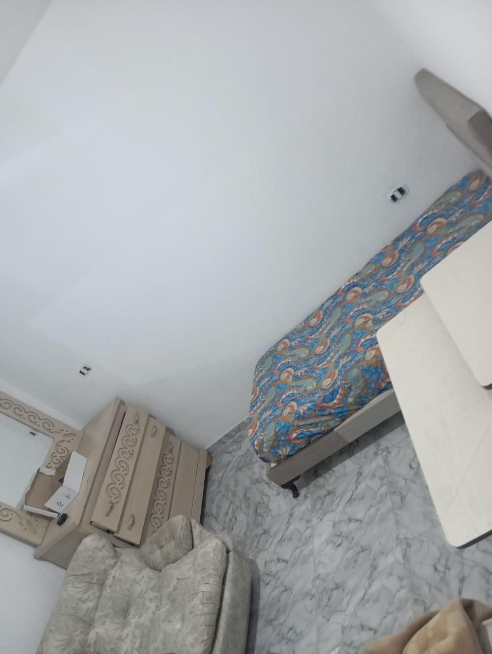 El Menzah&nbsp;El Manar 1&nbsp;Location&nbsp;Appart. 3 pi�ces&nbsp;Jolie etage de villa a manar 1