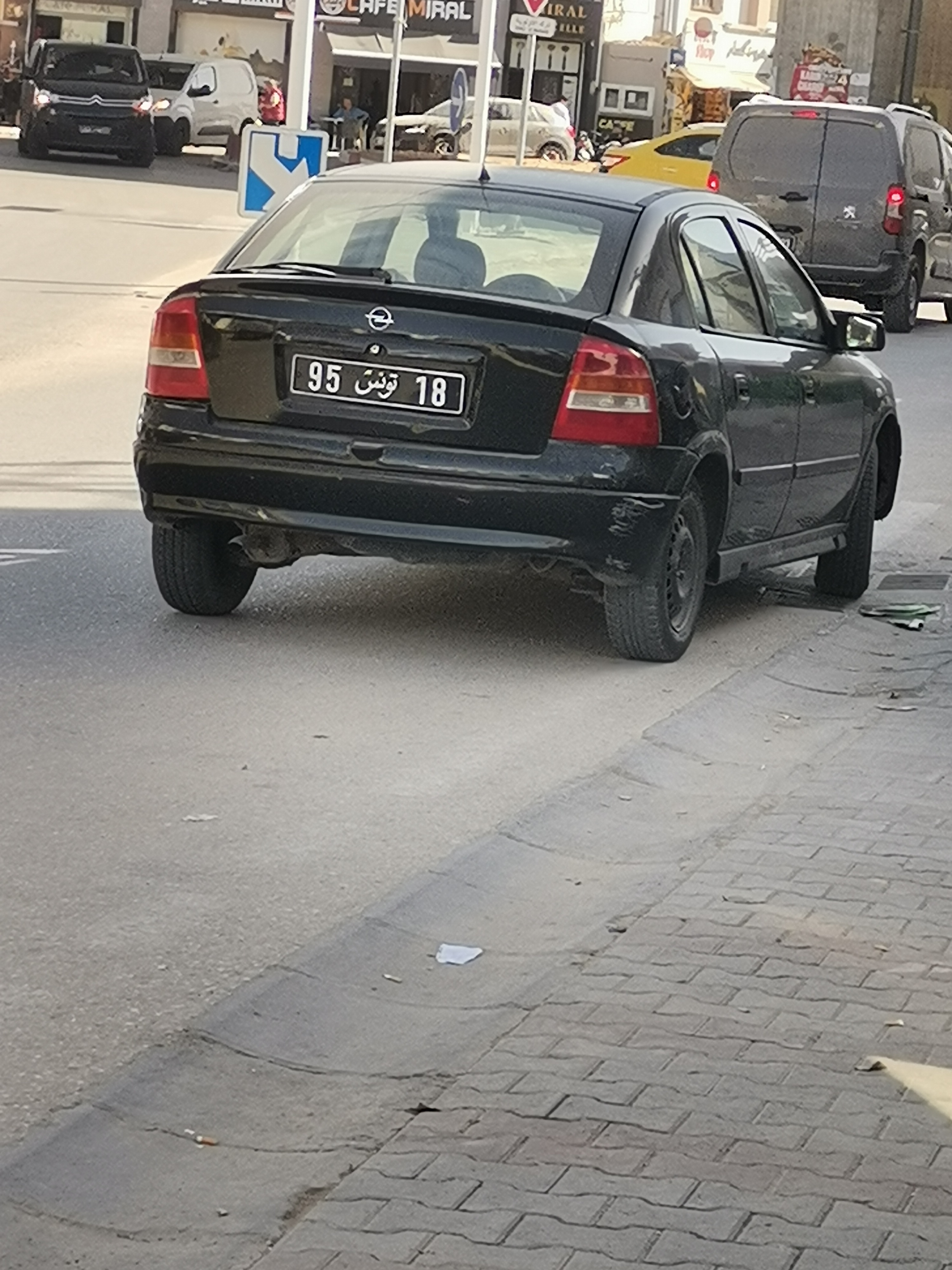 Opel&nbsp;Astra - Tunisie