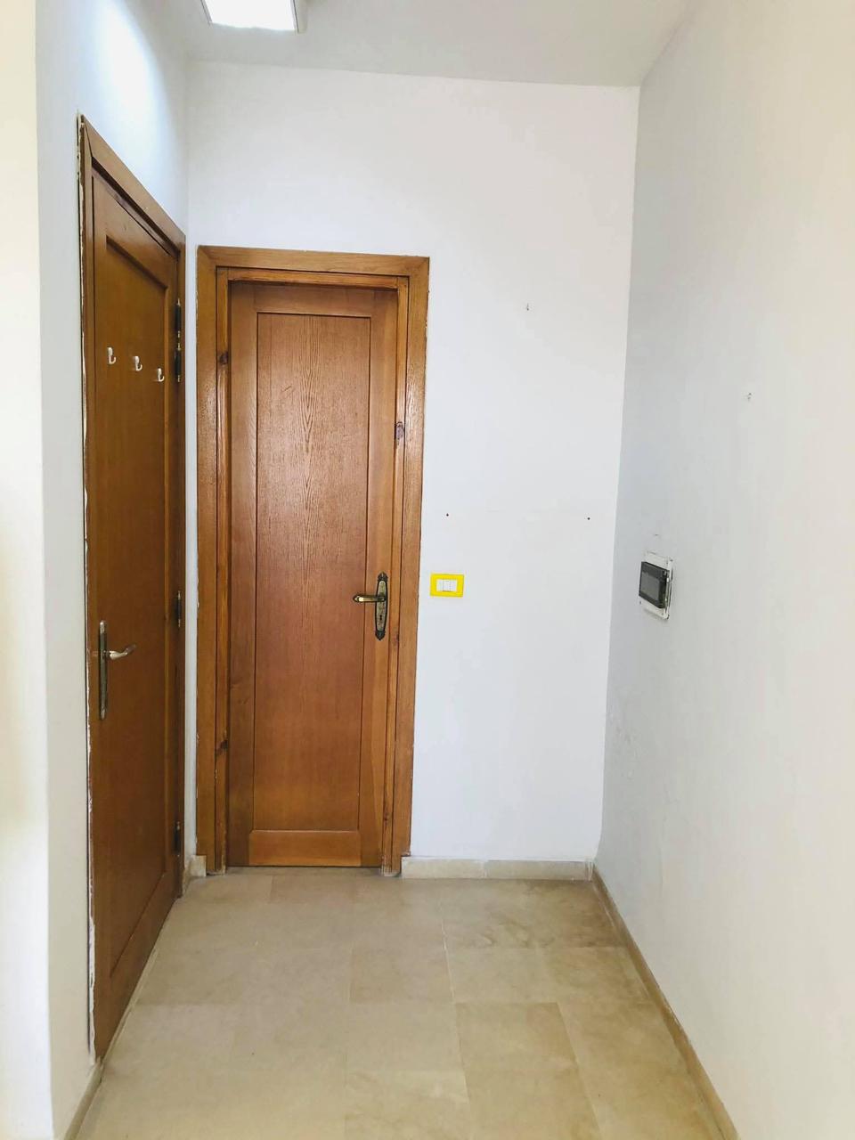 Ariana Ville&nbsp;Ariana&nbsp;Location&nbsp;Surfaces&nbsp;Bureau au 3eme etage