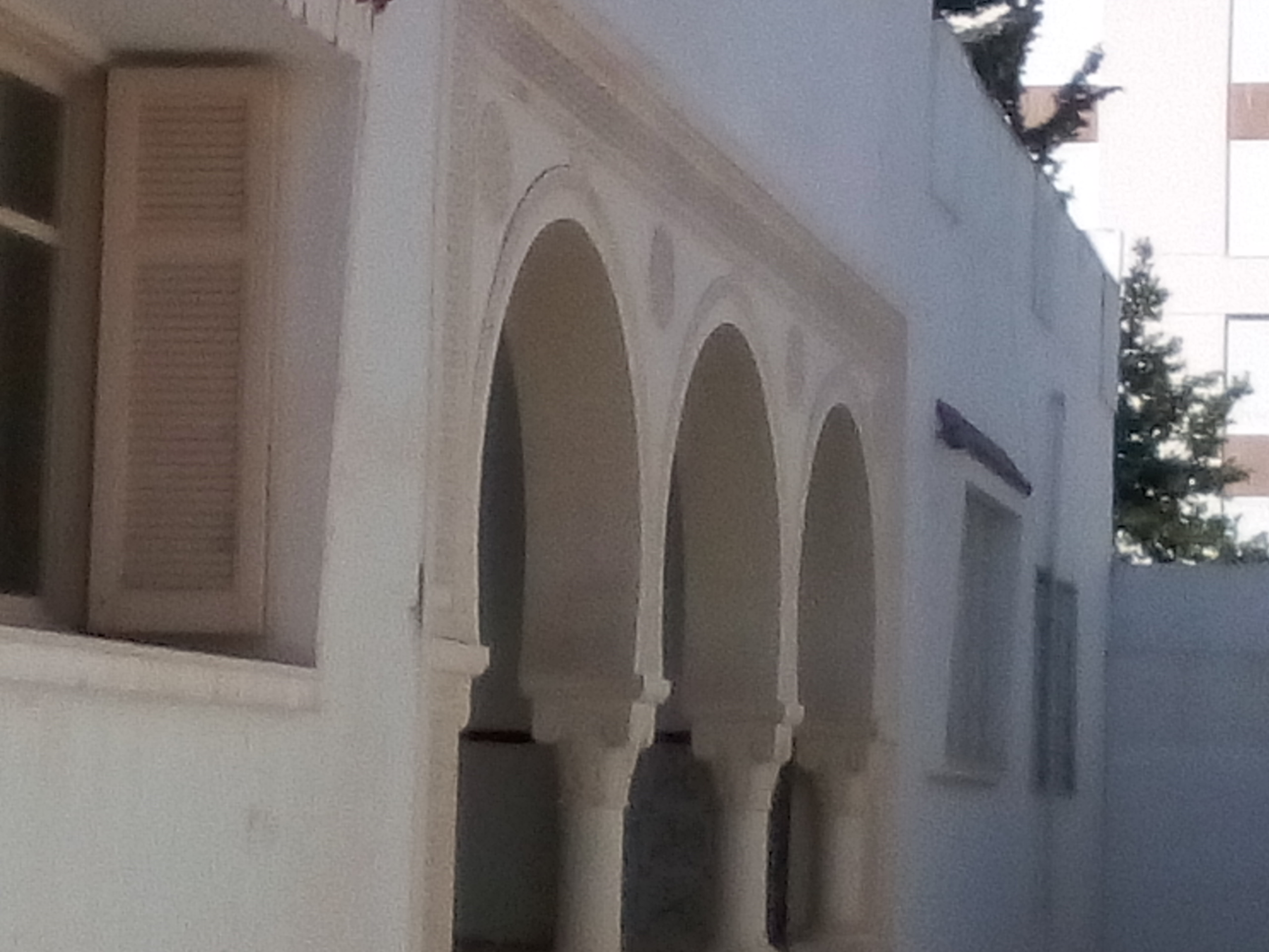 Ariana Ville&nbsp;Cite Essaada (Riadh Andalous)&nbsp;Vente&nbsp;Maisons&nbsp;Etage de villa spacieux et indepandant