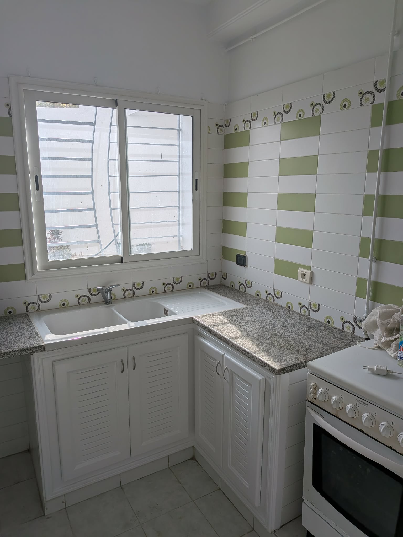 Mnihla&nbsp;Jardins d'el Menzah&nbsp;Location&nbsp;Appart. 3 pi�ces&nbsp;Appartement au rez de jardin d'une villa