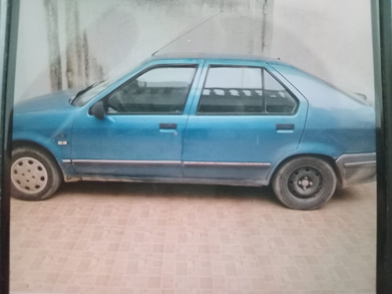 Renault&nbsp;R19 - Tunisie