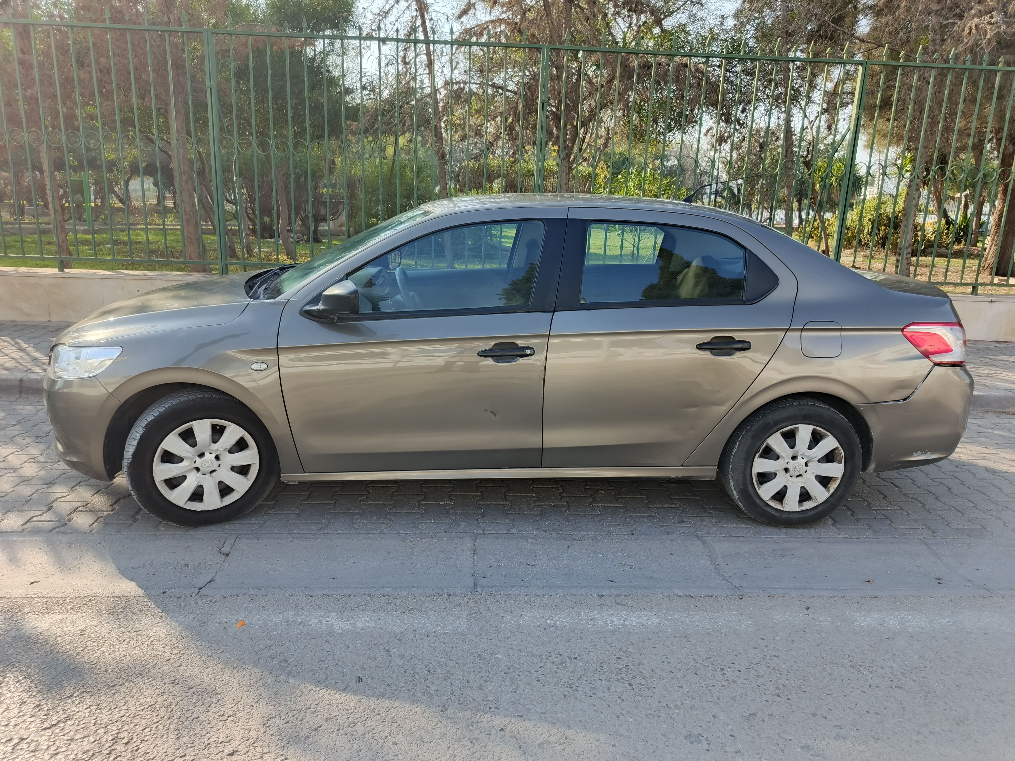 La Marsa&nbsp;Berge Du Lac&nbsp;Peugeot&nbsp;Autre Mod�le&nbsp;Peugeot 301