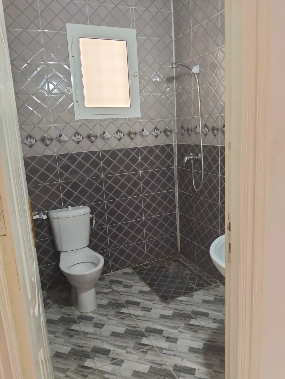 Sidi Hassine&nbsp;Sidi Hassine&nbsp;Location&nbsp;Maisons&nbsp;Maison s3 neuve au 1er �tage