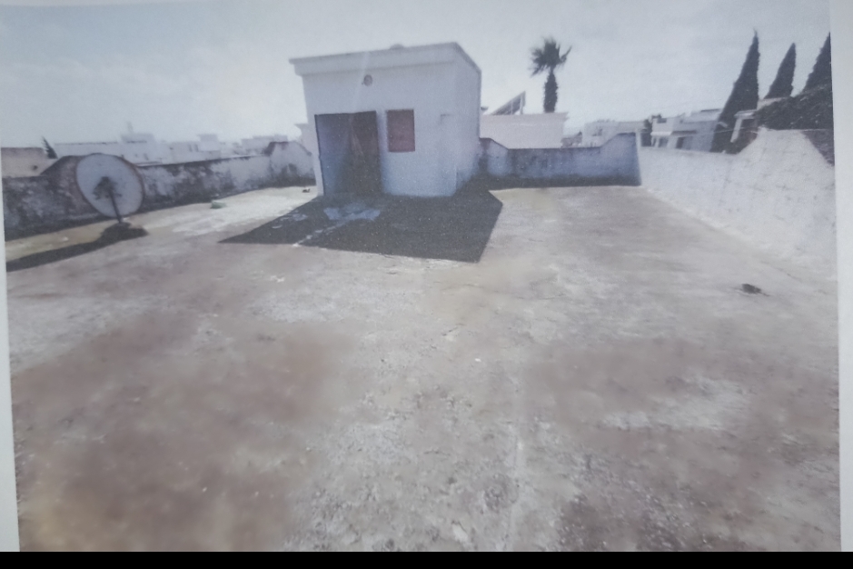 El Omrane Superieur&nbsp;El Omrane Superieur&nbsp;Vente&nbsp;Maisons&nbsp;Villa avec locaux commerciaux