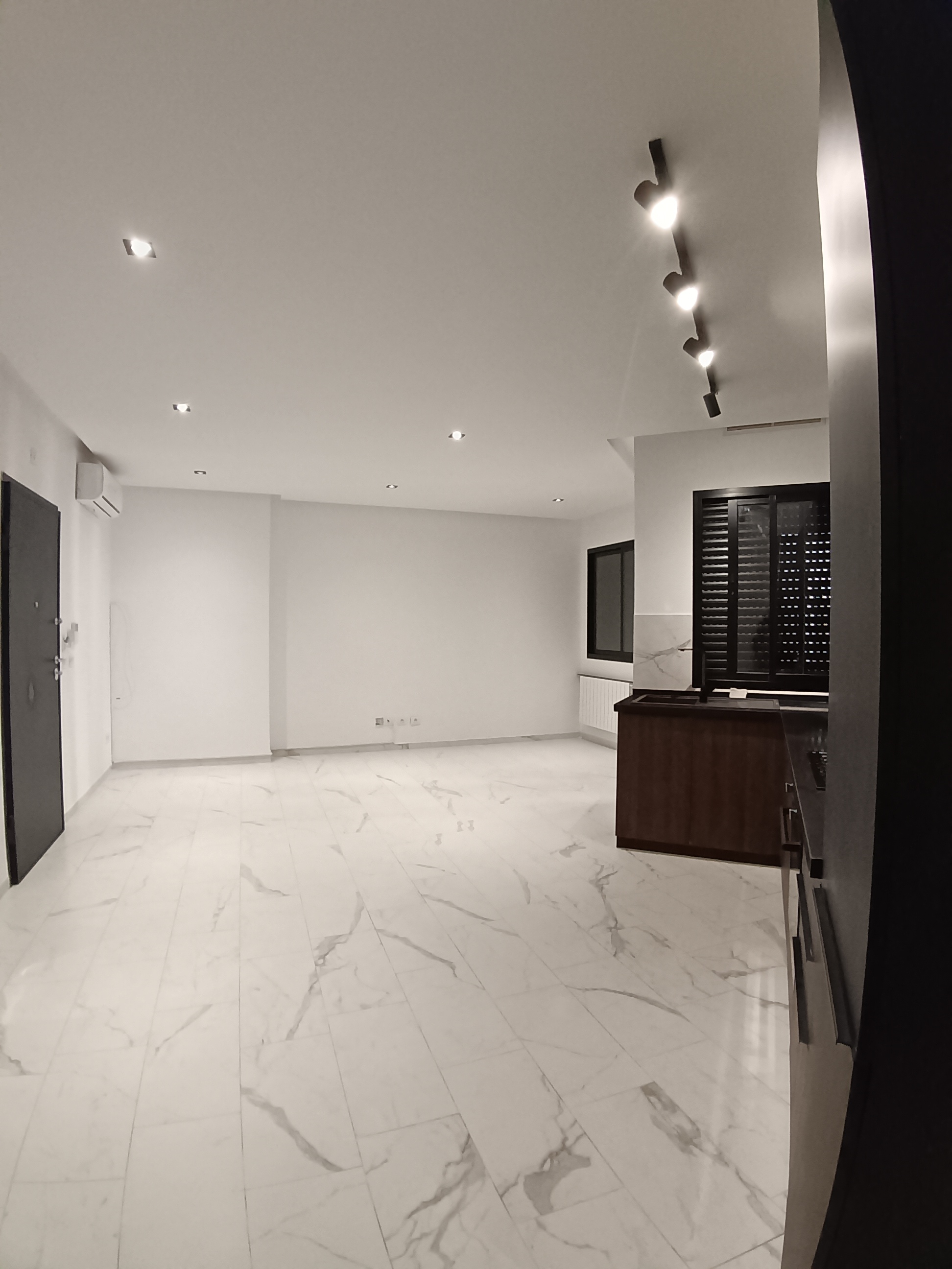 Ain Zaghouan&nbsp;Jardins de Carthage&nbsp;Location&nbsp;Appart. 1 pi�ce&nbsp;Superbe appartement au jardin de carthage