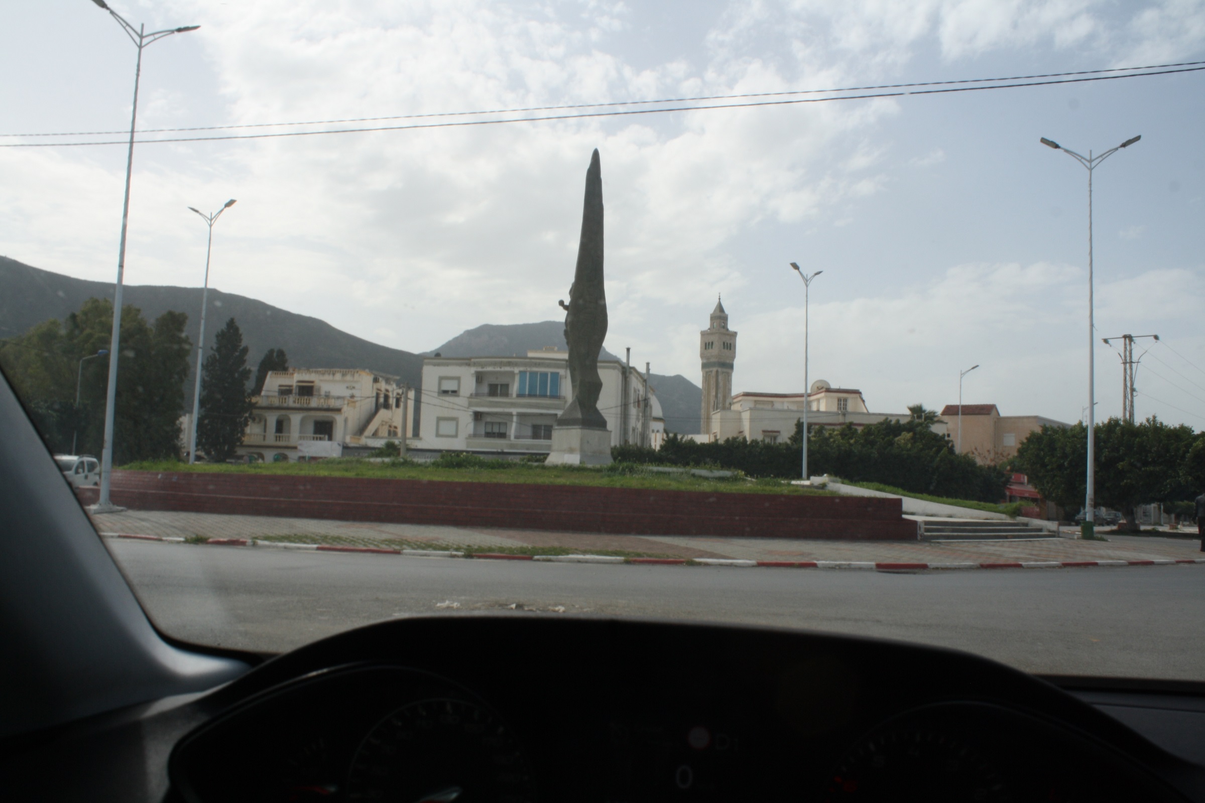 Hammam Chatt&nbsp;Hammam Chatt&nbsp;Terrain&nbsp;Terrain nu&nbsp;Gps terrain  hnia vibilis� avec titre foncier