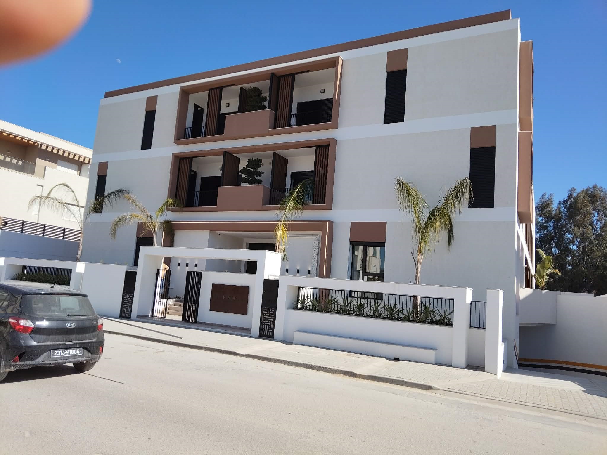 La Soukra&nbsp;Chotrana 1&nbsp;Location&nbsp;Appart. 2 pi�ces&nbsp;� chotrana 1 un appartement s1 neuf parking ss