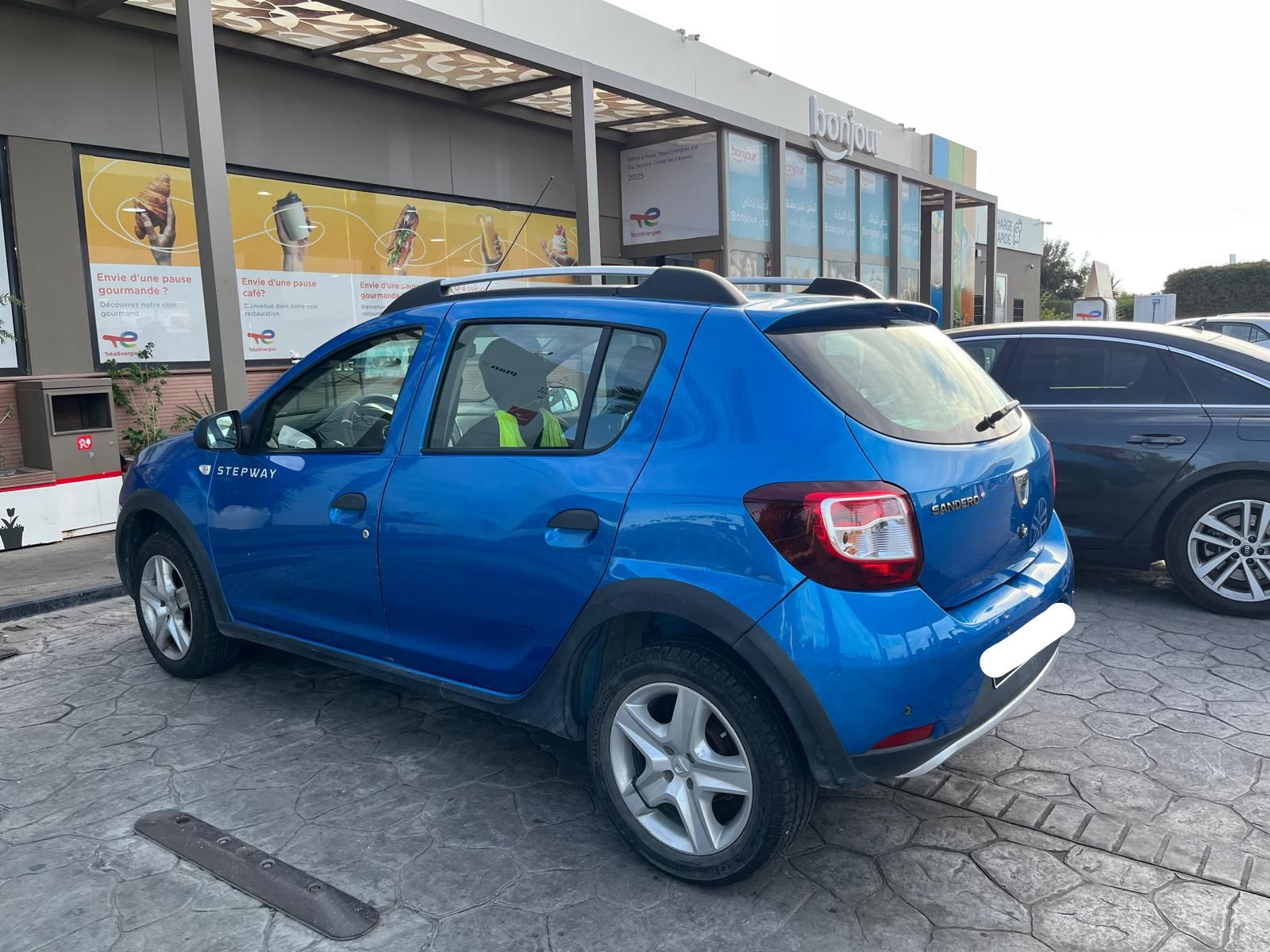 Akouda&nbsp;Chatt Meriem&nbsp;Dacia&nbsp;Sandero&nbsp;Dacia stepway importee' de france