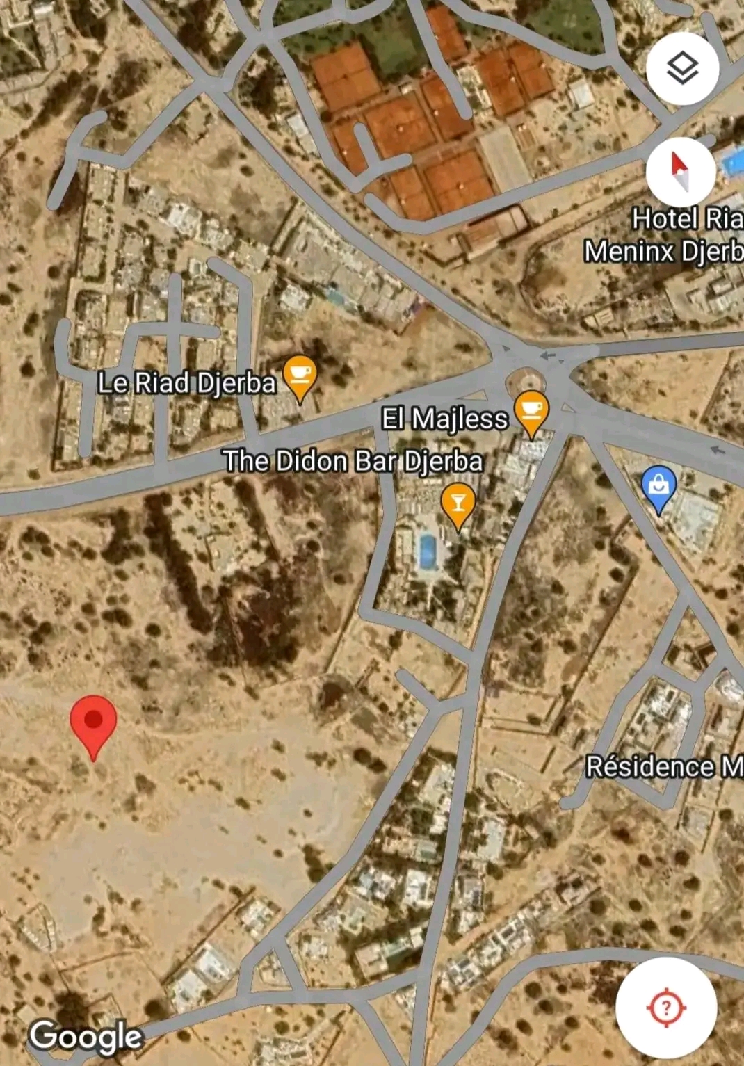 Djerba - Midoun&nbsp;Midoun&nbsp;Terrain&nbsp;Terrain nu&nbsp;Particulier terrain midoun derri�re majles