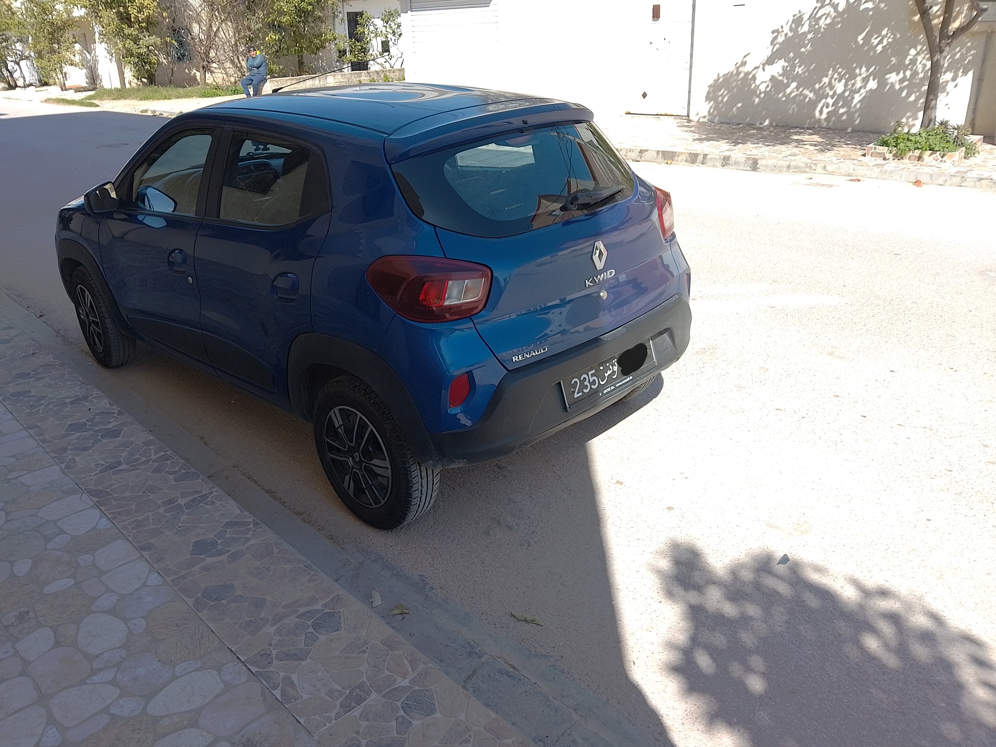 Soliman&nbsp;Soliman&nbsp;Renault&nbsp;Clio&nbsp;Renault kwid 1�re main