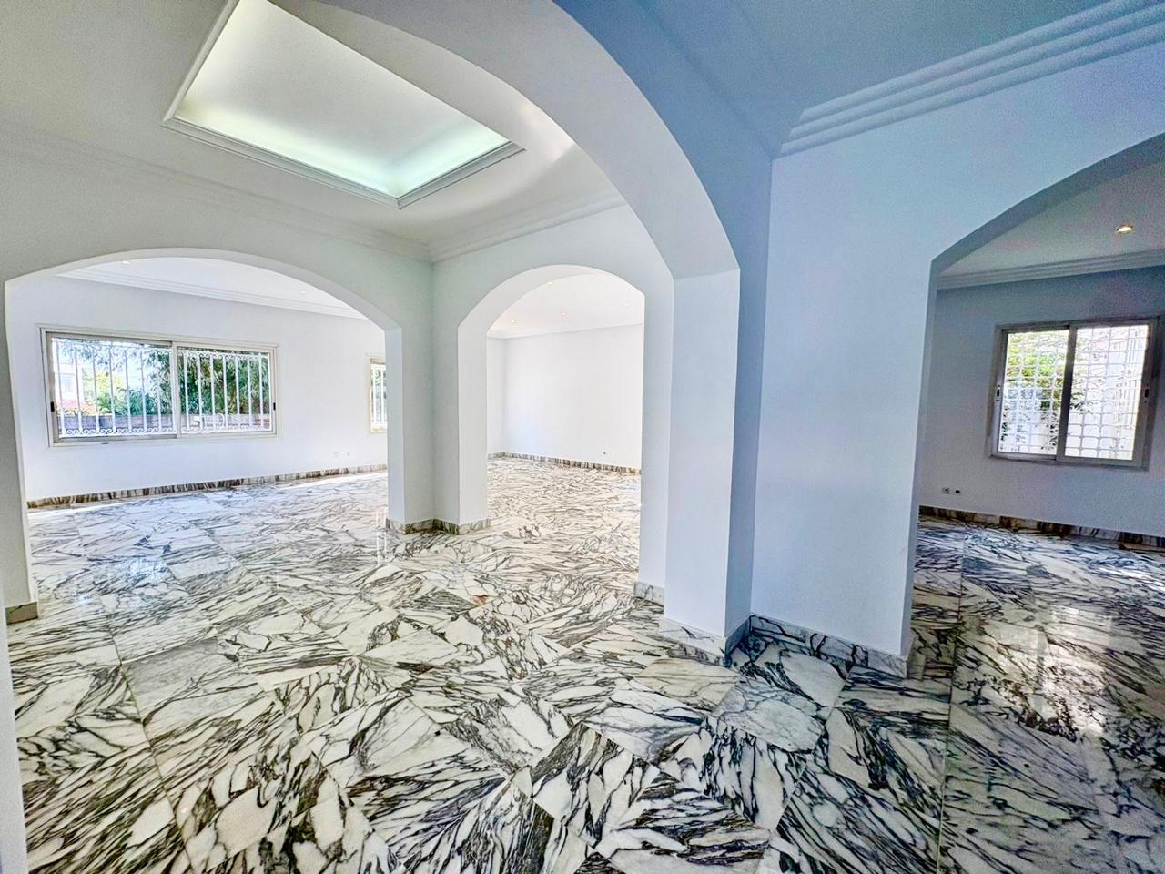 El Menzah&nbsp;Mutuelle Ville&nbsp;Bureaux & Commerces&nbsp;Bureau&nbsp;Villa � usage de bureaux � mutuelle ville