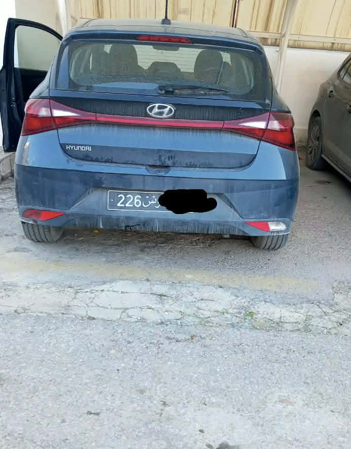 Mnihla&nbsp;Jardins d'el Menzah&nbsp;Hyosung&nbsp;Hyosung&nbsp;Hyundai i20 5cv essence