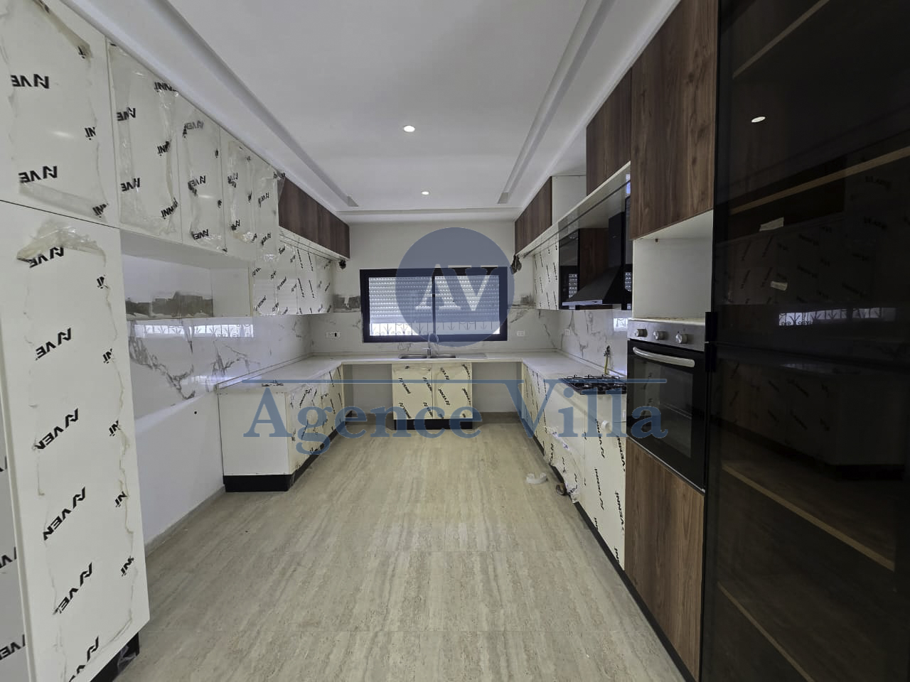 La Soukra&nbsp;La Soukra&nbsp;Location&nbsp;Appart. 4 pi�ces&nbsp;Villa plain pied neuve a la soukra