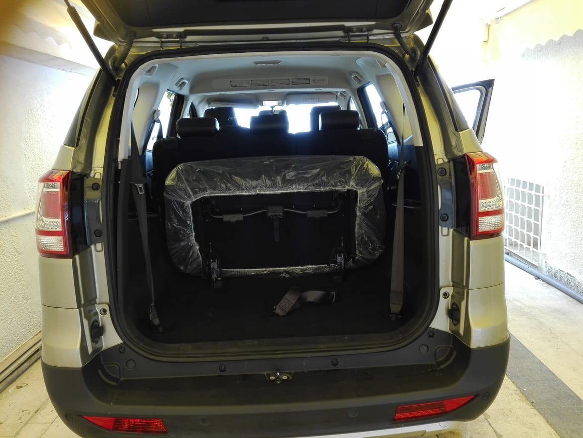 Ariana Ville&nbsp;Cite Ennasr 1&nbsp;BAIC&nbsp;Baic Kenbo&nbsp;Voiture 7 places presque neuve