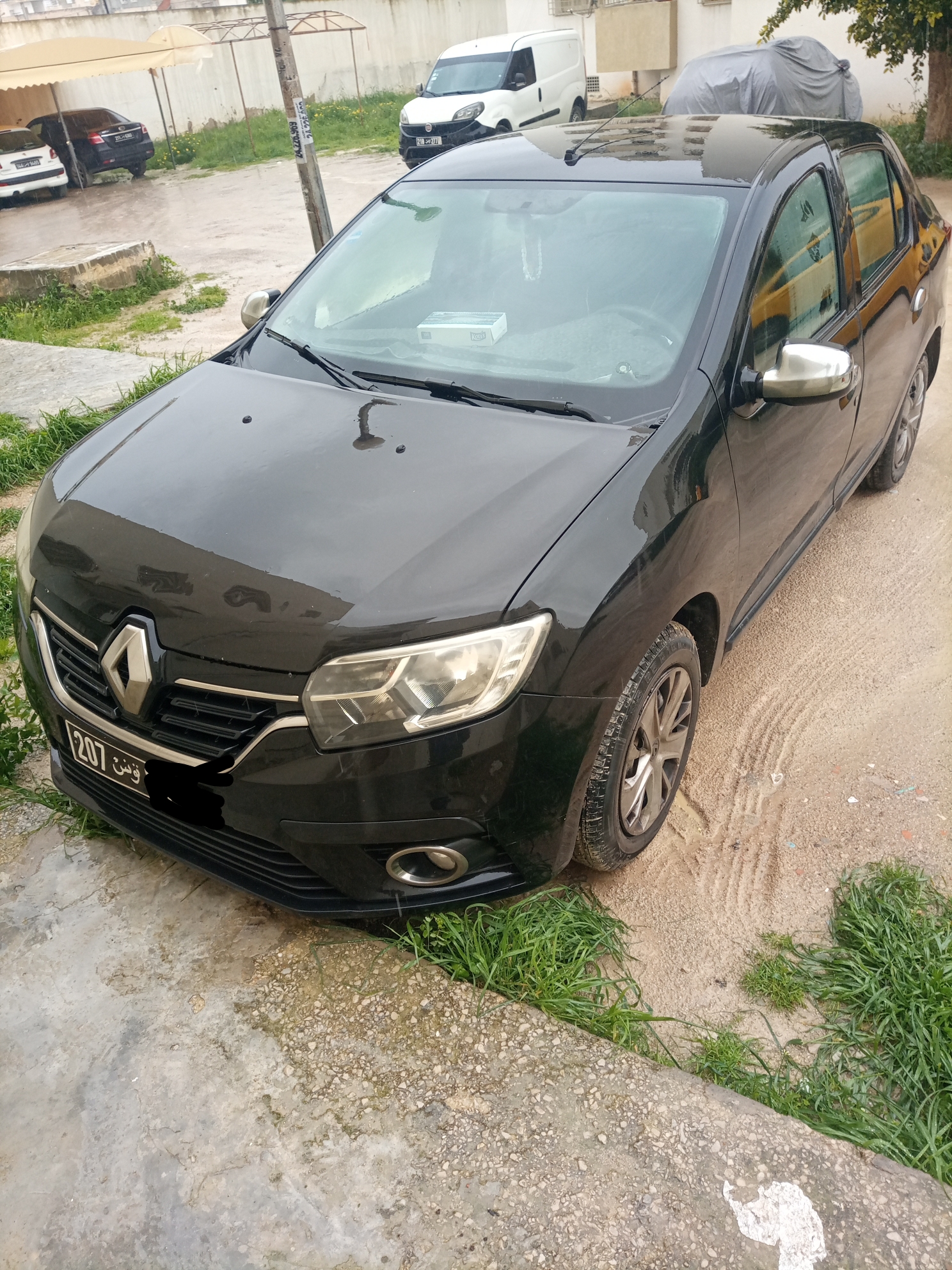 Ben Arous&nbsp;Ben Arous Sud&nbsp;Renault&nbsp;Symbol&nbsp;Symbol 3 bonne �tat lliksiba