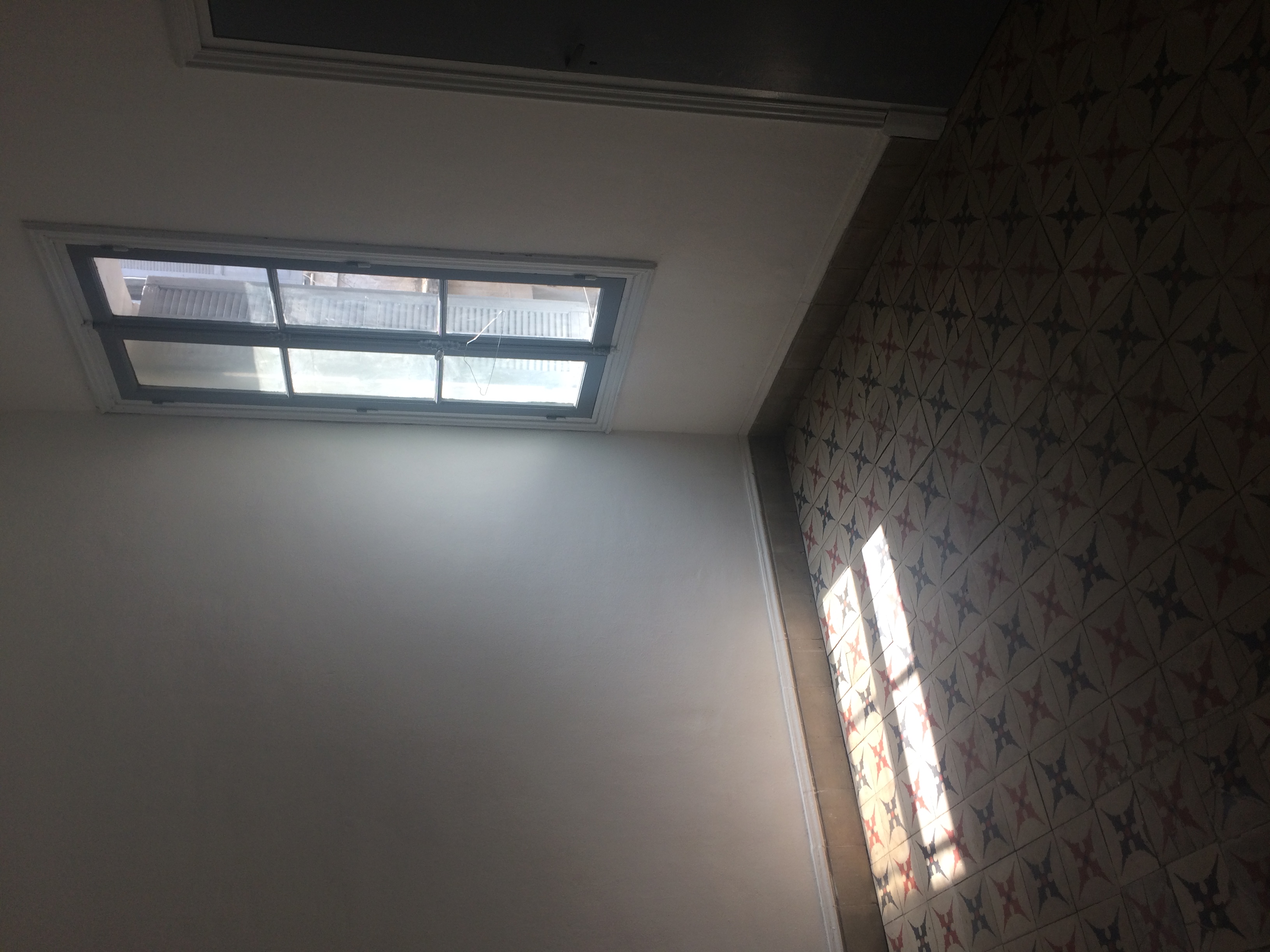 Bab Bhar&nbsp;Bab Bhar&nbsp;Location&nbsp;Appart. 2 pi�ces&nbsp;Tunis centre