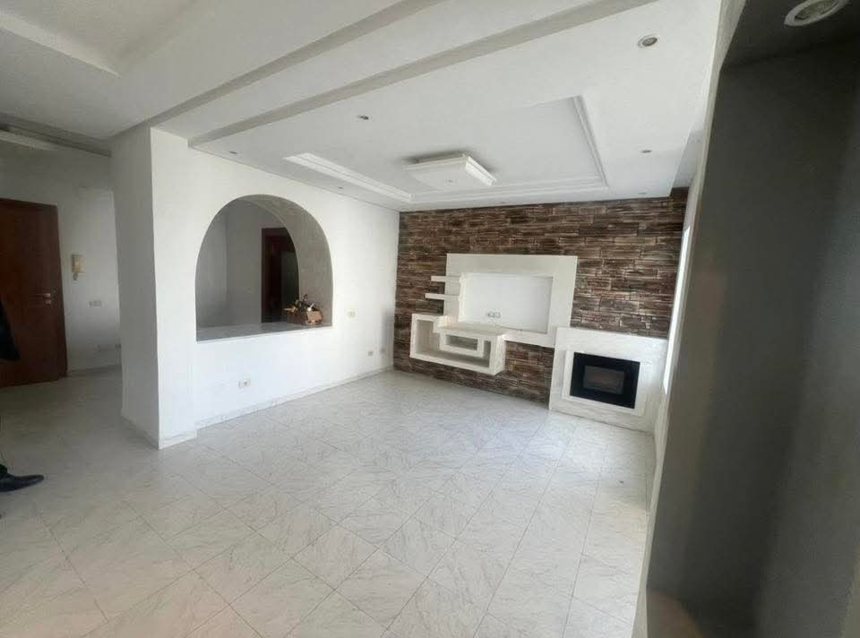 El Menzah&nbsp;El Menzah 4&nbsp;Location&nbsp;Appart. 4 pi�ces&nbsp;S3 menzah 4 2100d