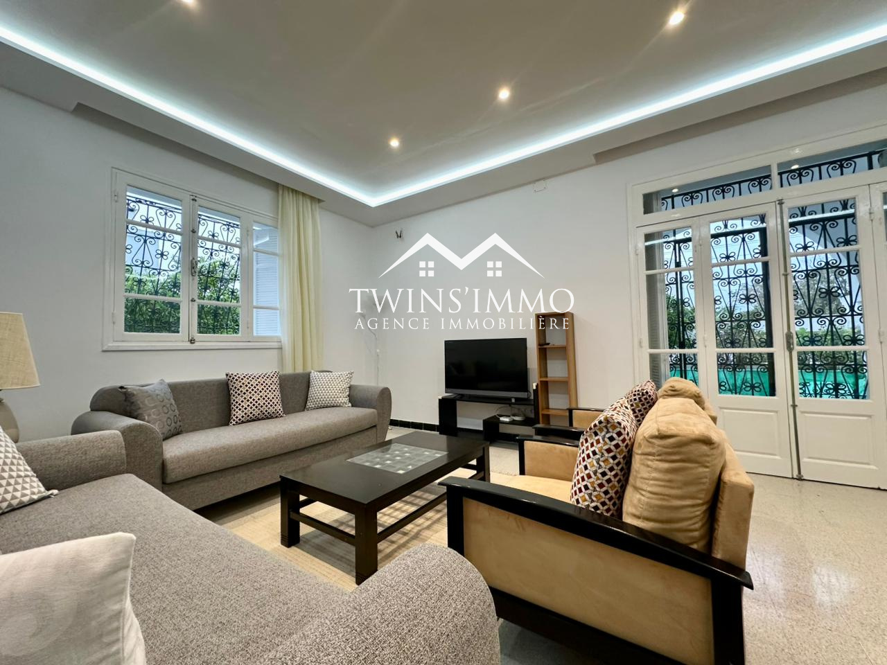 La Marsa&nbsp;Marsa Ennassim&nbsp;Location&nbsp;Appart. 3 pi�ces&nbsp;Rez de chauss�e de villa meubl� � marsa corniche