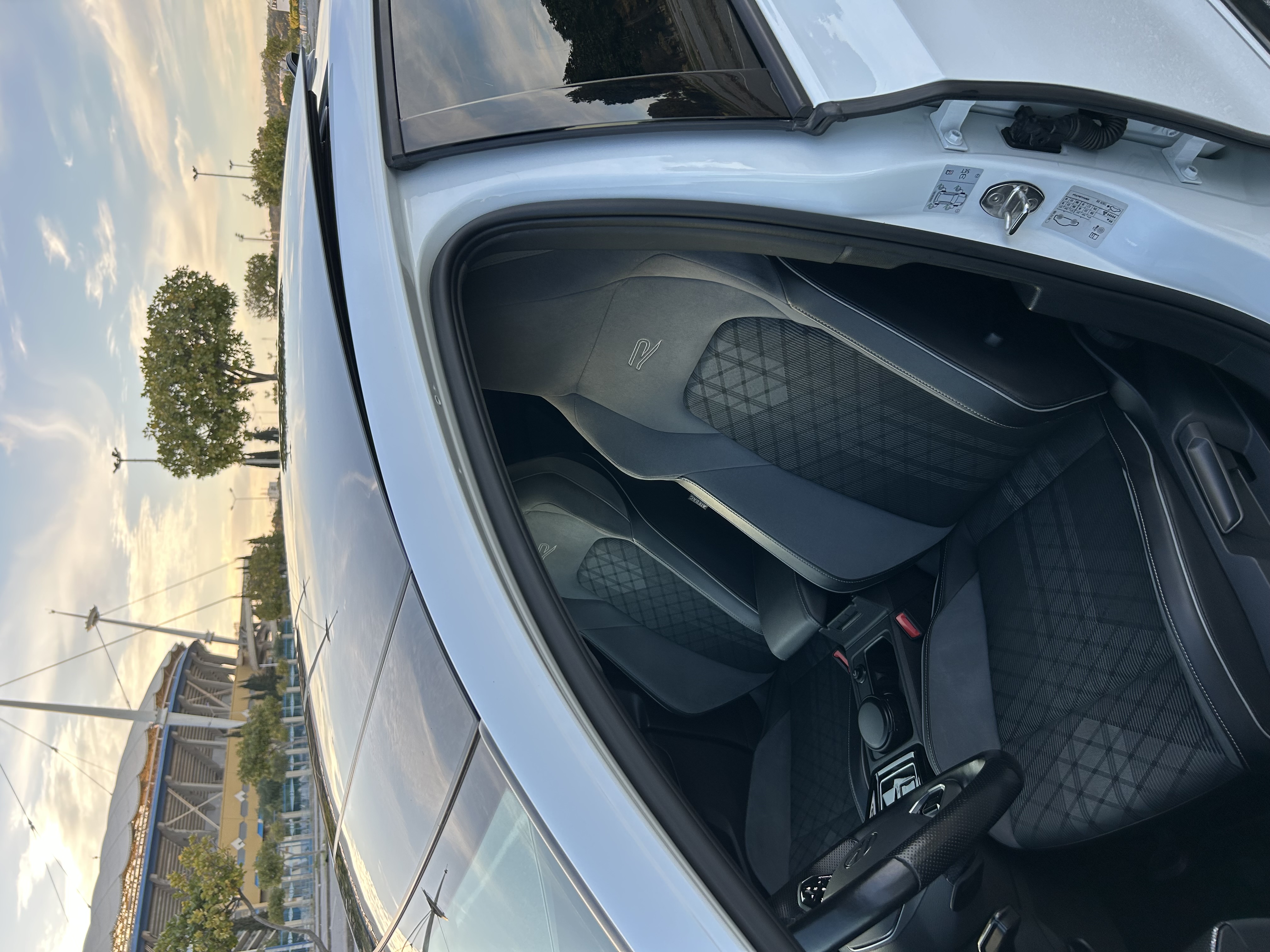 Ain Zaghouan&nbsp;Ain Zaghouan&nbsp;Volkswagen&nbsp;Golf 7&nbsp;Golf 8 rline 14 l tsi 150 cv