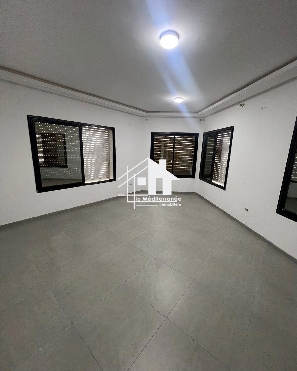 Le Bardo&nbsp;Khaznadar&nbsp;Location&nbsp;Appart. 3 pi�ces&nbsp;Appartement s2 situ� au 2�me �tage sans ascenseur