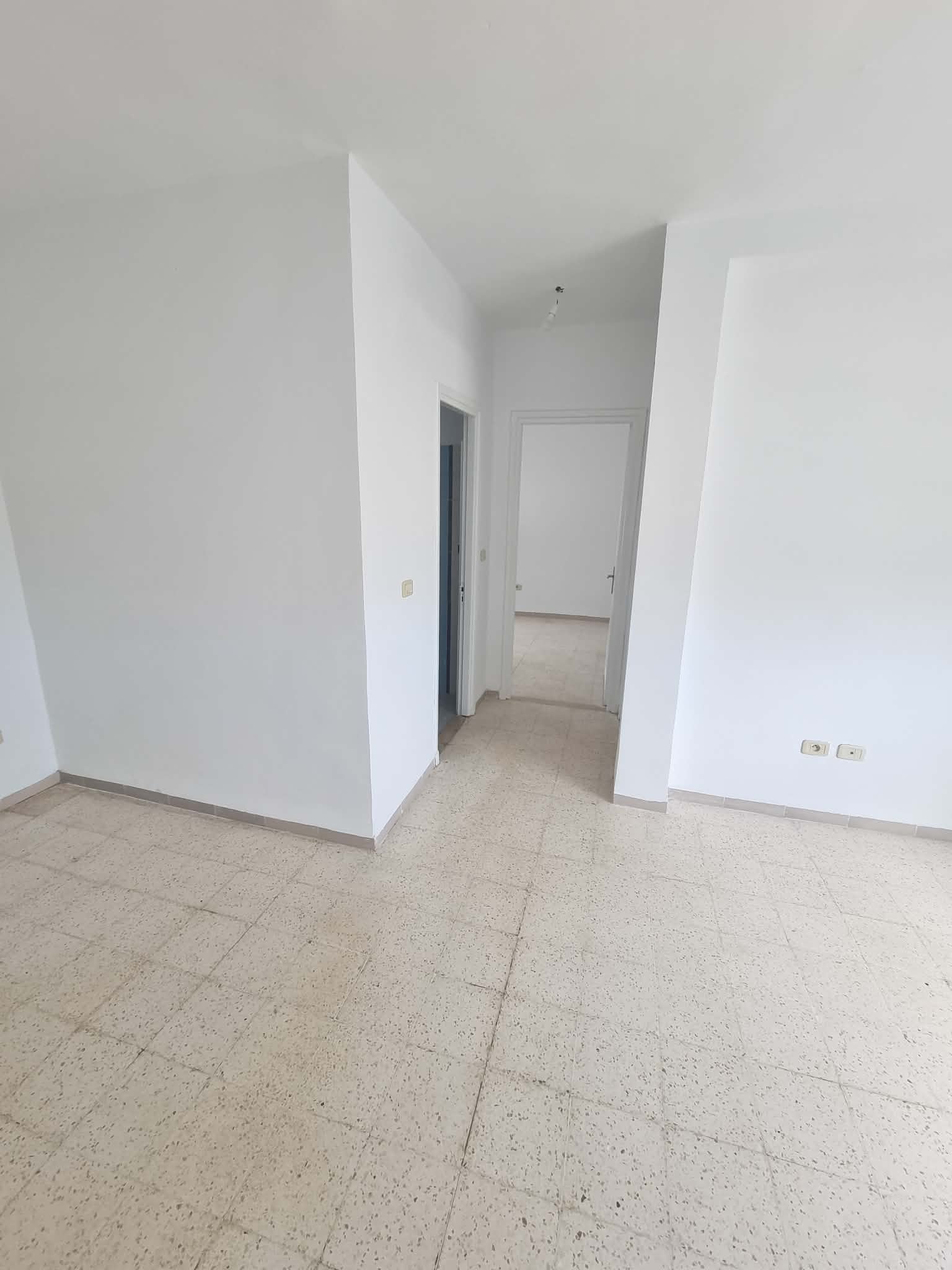 Raoued&nbsp;Cite Ennour Jaafar&nbsp;Location&nbsp;Appart. 3 pi�ces&nbsp;Bel appartement s2 retap�