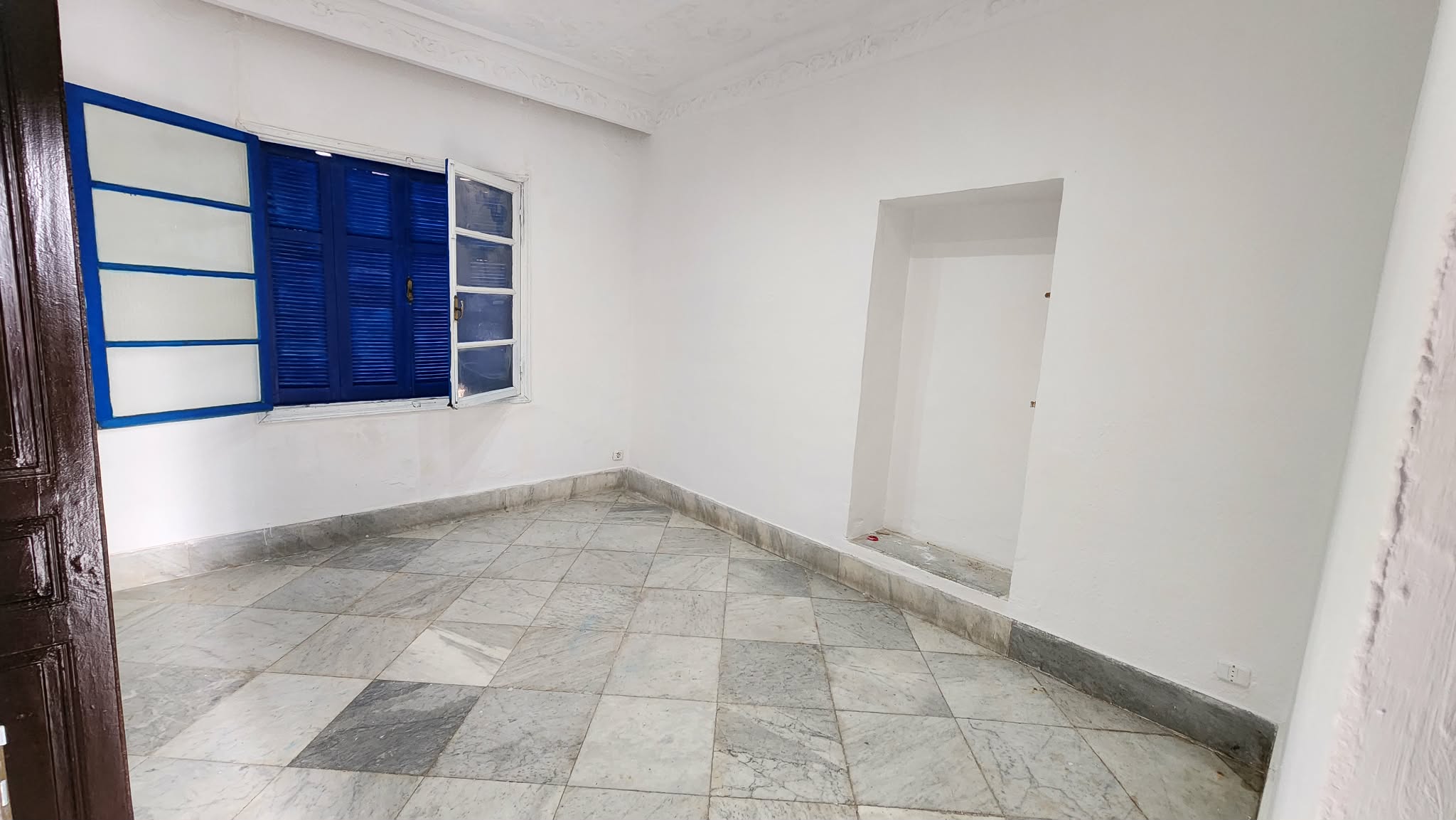 Bab Bhar&nbsp;Bab El Jazira&nbsp;Location&nbsp;Appart. 3 pi�ces&nbsp;Appartement s3 tunis centre ville
