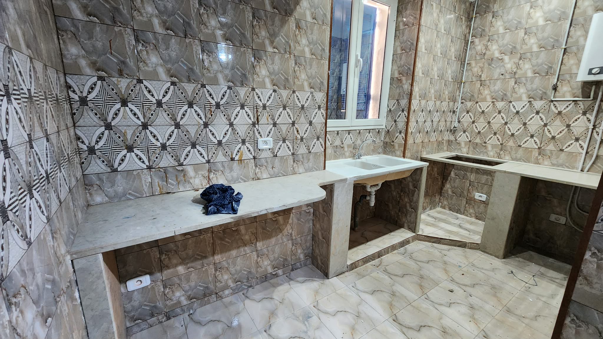 Bab Bhar&nbsp;Bab El Jazira&nbsp;Location&nbsp;Appart. 3 pi�ces&nbsp;Appartement s3 tunis centre ville