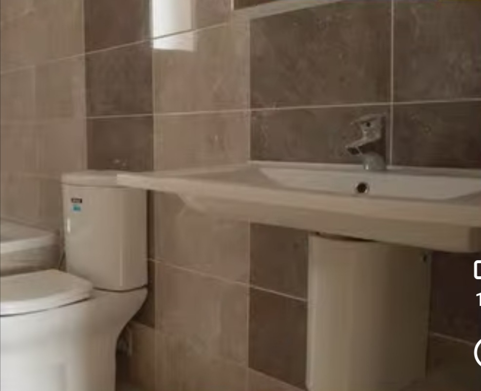 El Hrairia&nbsp;El Hrairia&nbsp;Location&nbsp;Appart. 4 pi�ces&nbsp;Diar be mahmoud agba un s3 1er etage