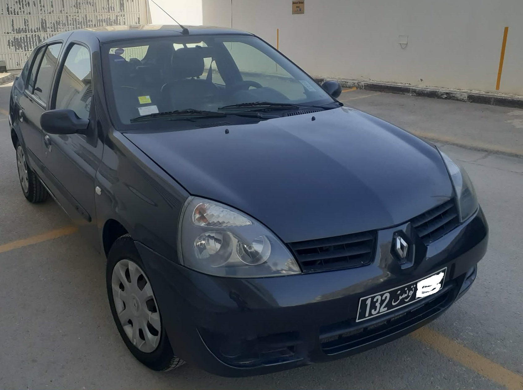 Raoued&nbsp;Cite El Ghazala 1&nbsp;Renault&nbsp;Clio&nbsp;Clio classic