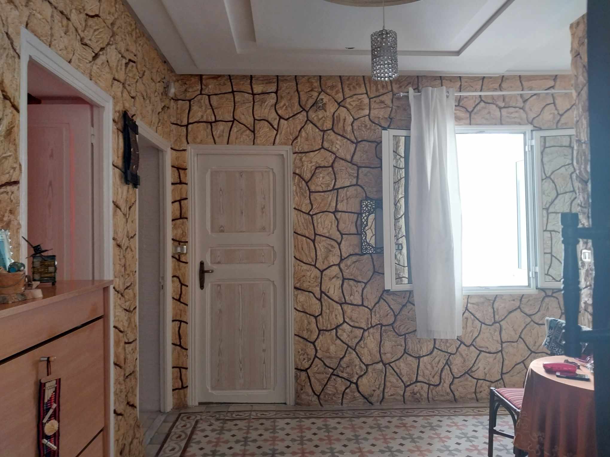 Bab Bhar&nbsp;Bab Bhar&nbsp;Vente&nbsp;Appart. 5 pi�ces+&nbsp;Un grand appartement � la place de barcelone