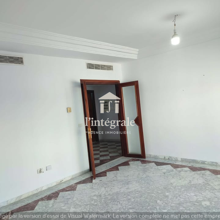 Ariana Ville&nbsp;Cite Ennasr 2&nbsp;Location&nbsp;Appart. 4 pi�ces&nbsp;Bel appartement s3 neuf � cit� ennaser