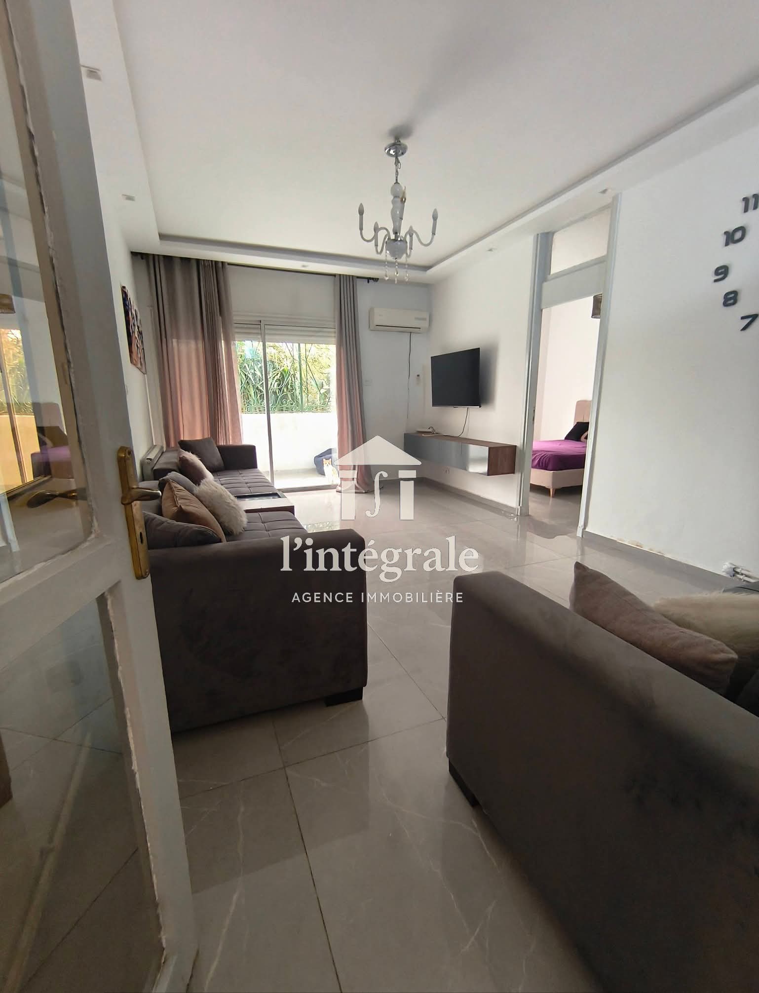 El Menzah&nbsp;El Menzah 1&nbsp;Location&nbsp;Appart. 4 pi�ces&nbsp;Superbe s3 meubl�  avec jardin privatif