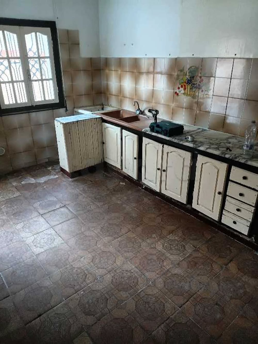 Le Bardo&nbsp;Khaznadar&nbsp;Location&nbsp;Appart. 2 pi�ces&nbsp;�tage de villa avec entr�e ind�pendante