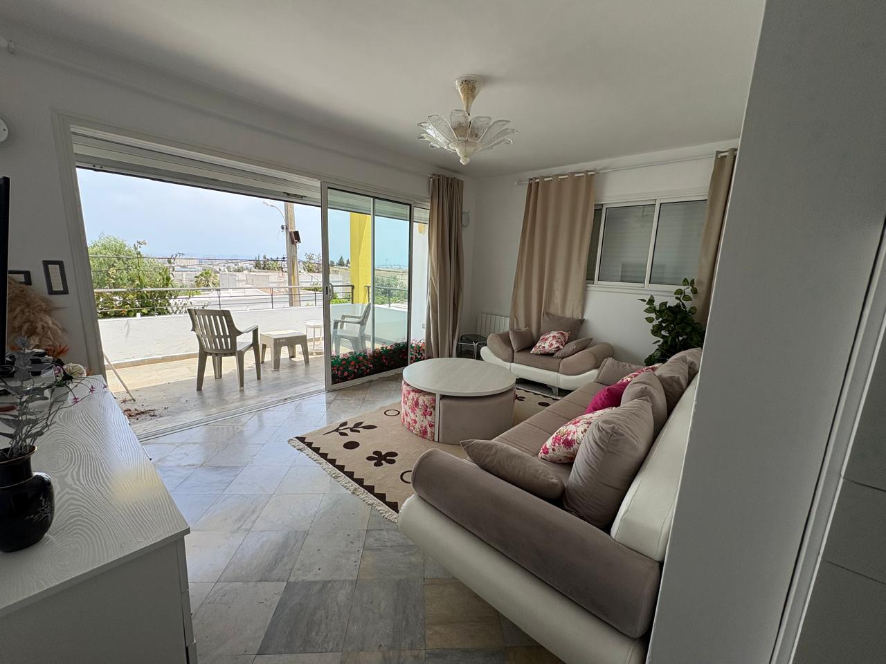 Ariana Ville&nbsp;El Menzah 5&nbsp;Location&nbsp;Appart. 3 pi�ces&nbsp;Appartement lumineux de s et 2 chs