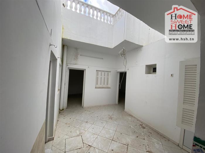 Bab Bhar&nbsp;Bab Bhar&nbsp;Vente&nbsp;Appart. 5 pi�ces+&nbsp;Immeuble eboria � beb laasal tunis