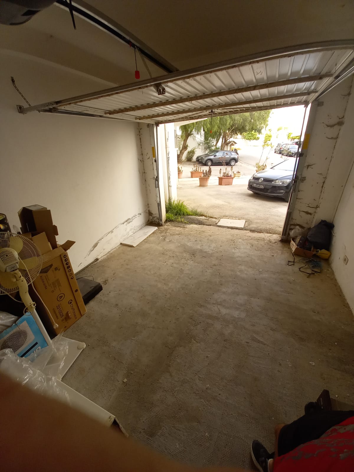 Ariana Ville&nbsp;Cite Ennasr 2&nbsp;Bureaux & Commerces&nbsp;Bureau&nbsp;Petit local � amenager ennasr cote total