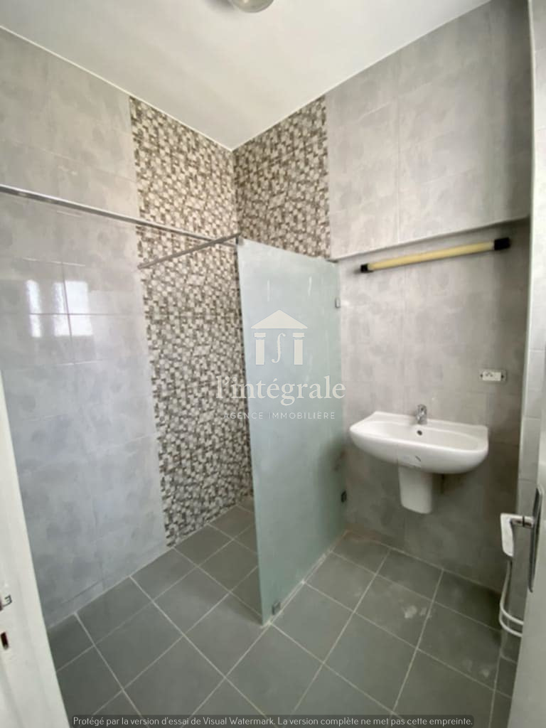 El Menzah&nbsp;El Manar 1&nbsp;Location&nbsp;Appart. 3 pi�ces&nbsp;S2 retap� � neuf