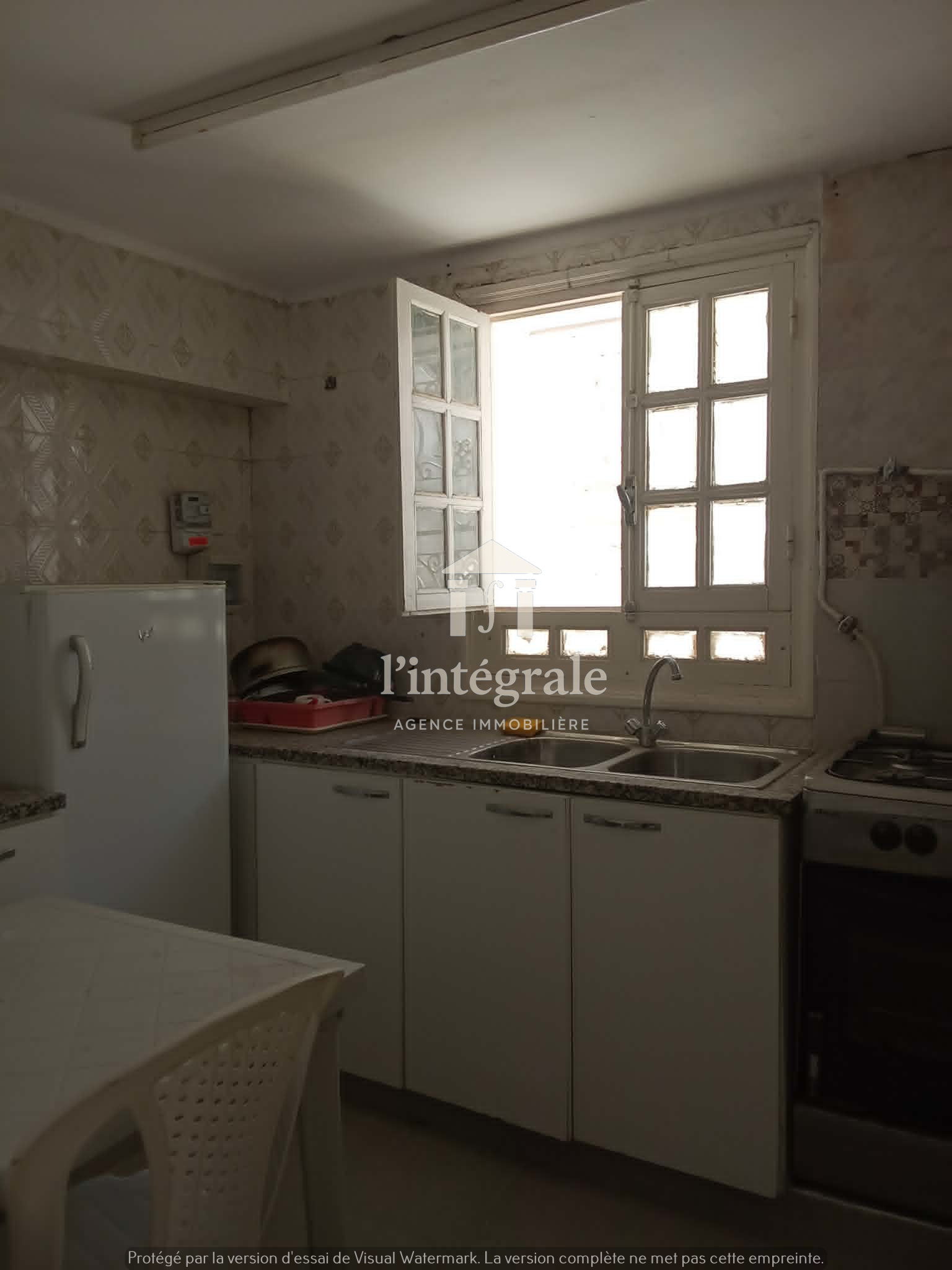 Ariana Ville&nbsp;Cite Ennasr 2&nbsp;Location&nbsp;Appart. 3 pi�ces&nbsp;S2  meubl� rdc