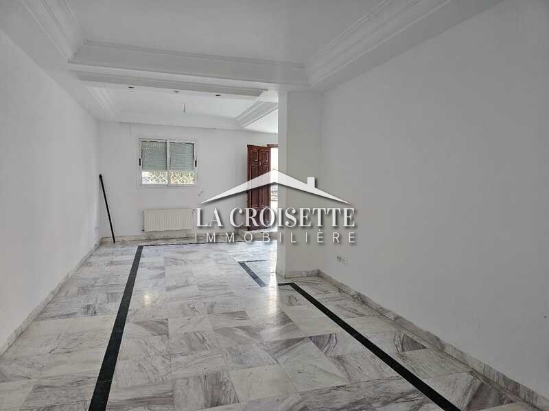La Marsa&nbsp;Cite El Moustakbel (La Marsa)&nbsp;Location&nbsp;Maisons&nbsp;Triplex s5 vide ou meubl� � la marsa mtrl0087