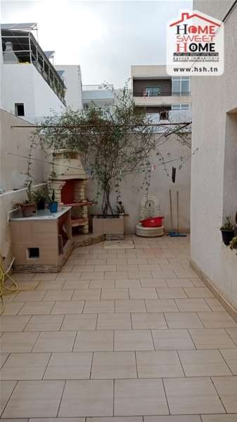 Rades&nbsp;Rades Plage&nbsp;Vente&nbsp;Appart. 4 pi�ces&nbsp;Immeuble zmorod  � rades plage