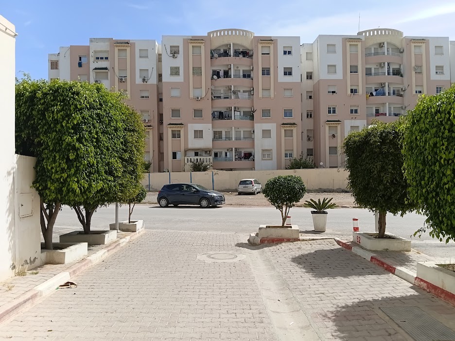 La Soukra&nbsp;Borj Louzir&nbsp;Vente&nbsp;Appart. 3 pi�ces&nbsp;Appart rdc residence elbousten bor louzir